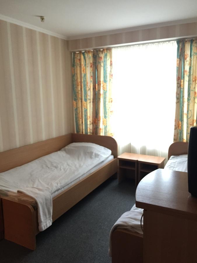 Hostynnist Otel